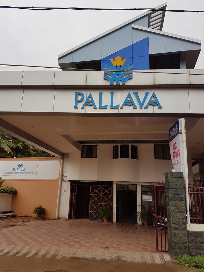 Pallava Rajadhani Hotel Thiruvananthapuram Exterior photo